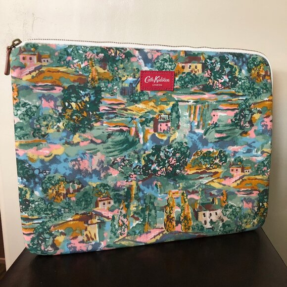Cath Kidston Artist's View Laptop Sleeve - Picture 1 of 7